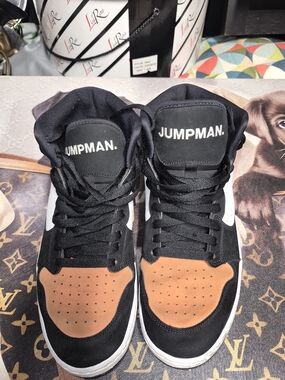 Jump Men's Black and Brown High-Top Sneakers